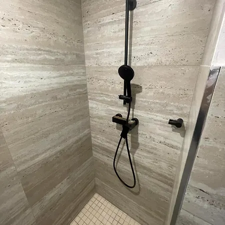 Apartment Et Confortable *